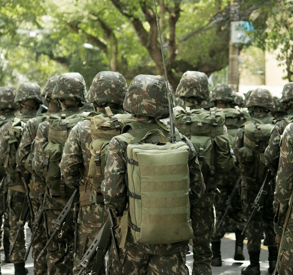 fui chamado para servir o exército mas não quero