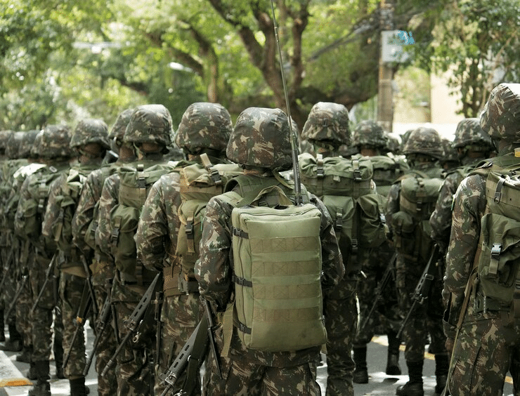 fui chamado para servir o exército mas não quero