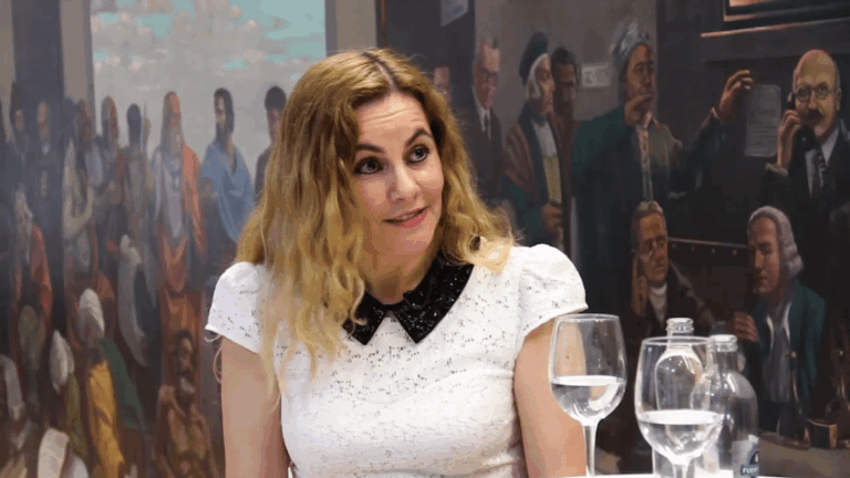 Beatriz Tovar: Perfil, Pesquisas e Contribuições em Economia Aplicada